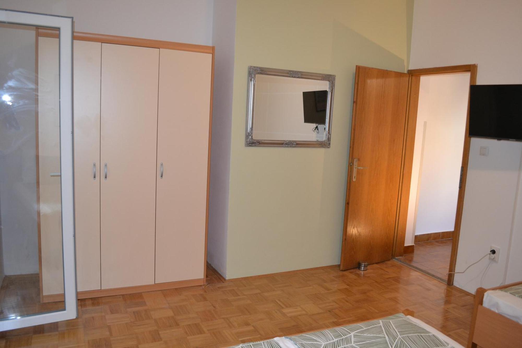 Apartments Jolic Vodice Luaran gambar